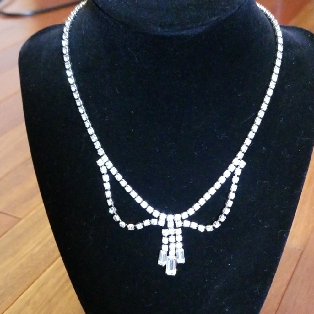 Vintage rhinestone choker